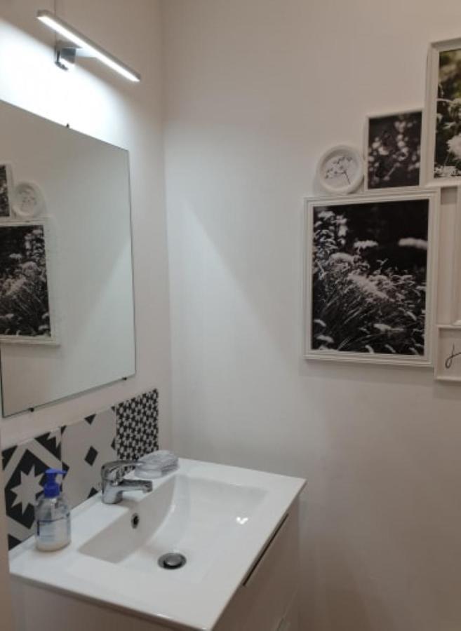 Appartamento Studio industriel de Steenia Vieux port Marsiglia Esterno foto